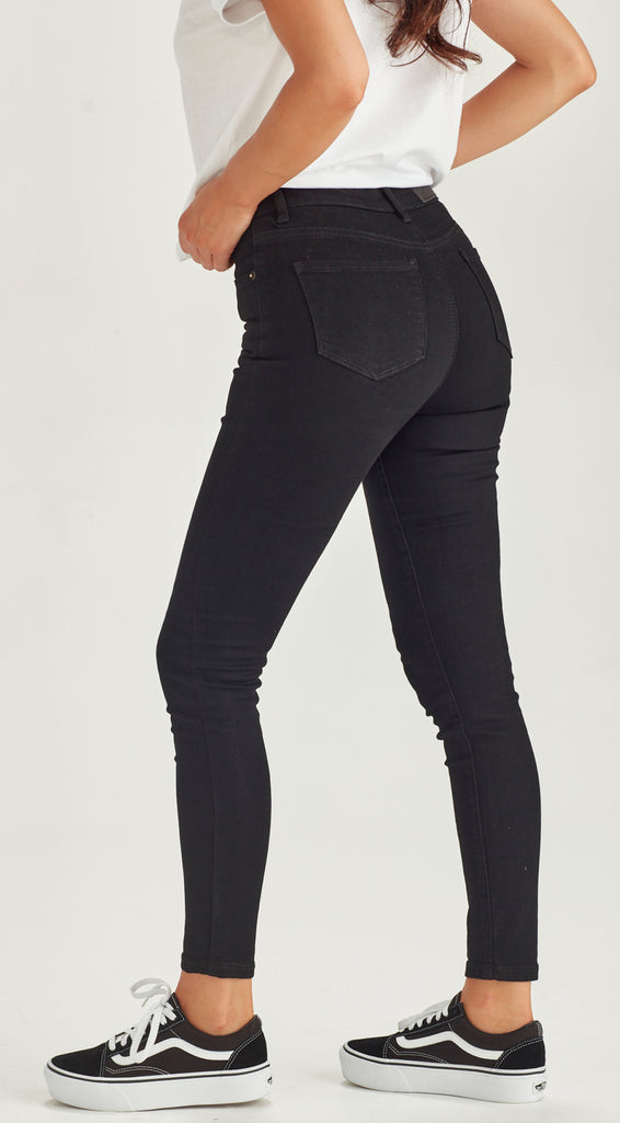 skinny black medium length jean