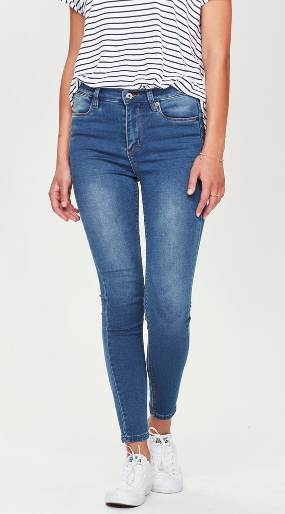 blue elastic waist skinny jean