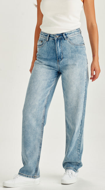 blue boyfriend jean